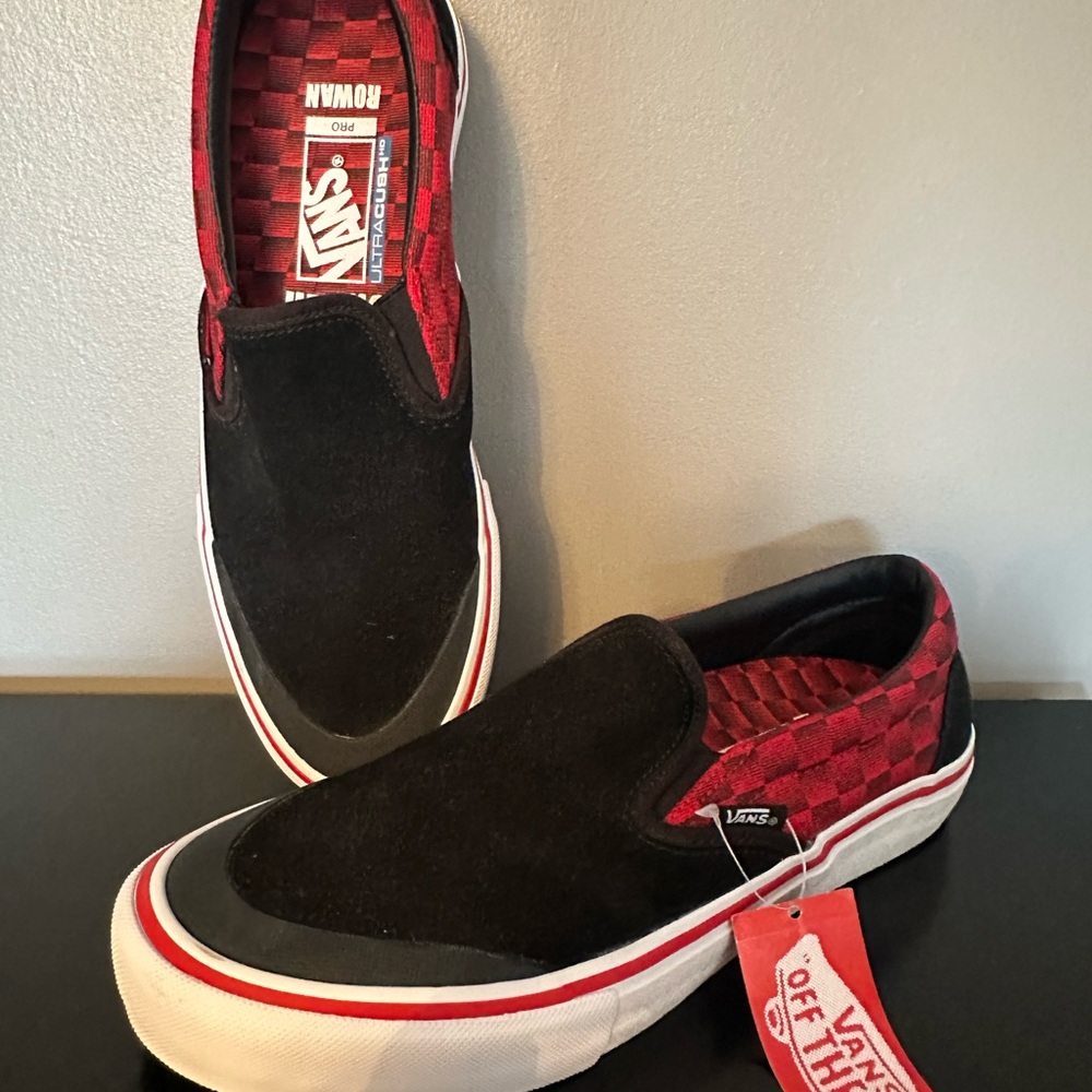 NEW Vans Rowan Baker Pro Ultracush men’s Black & Red Checkered Slip-On Sneakers